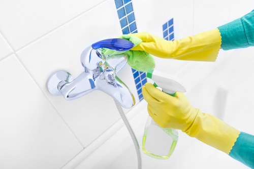 Detailed kitchen move-out cleaning for a Camden property